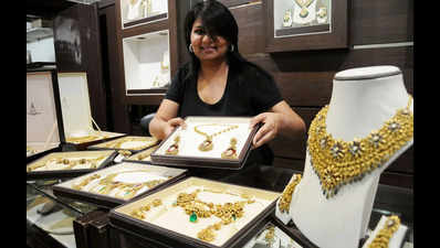 Gold imports up 372% in a month