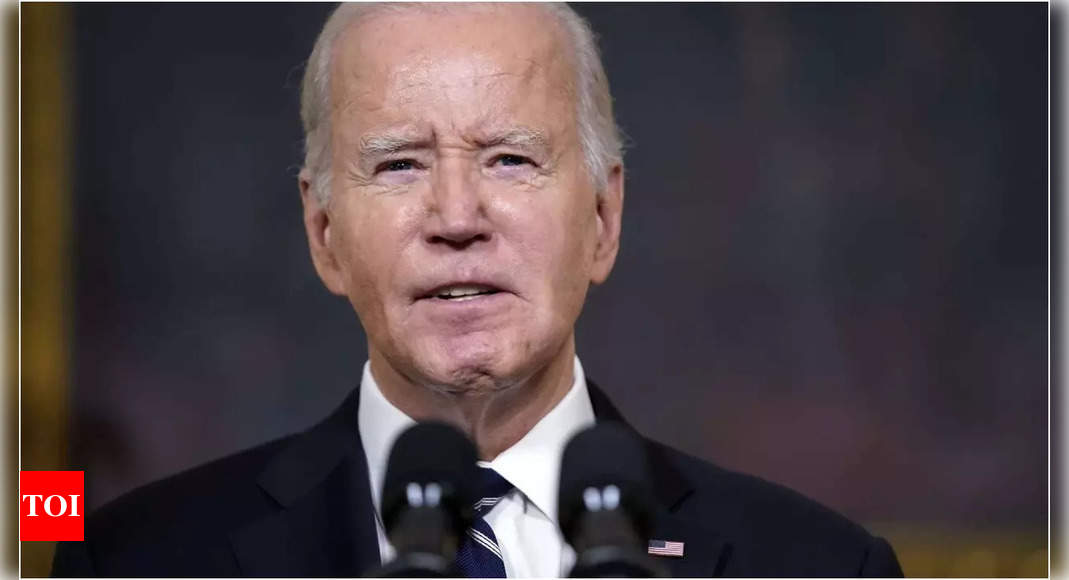 US protests on wane after crackdowns, Biden rebuke – Times of India