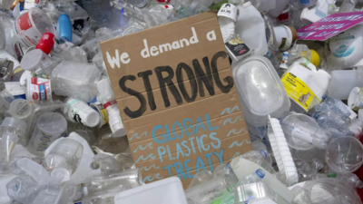 Global plastic treaty will only work if it caps production, modelling shows