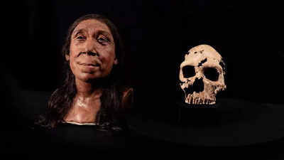 Scientists reconstruct the face of a 75,000-year-old Neanderthal woman
