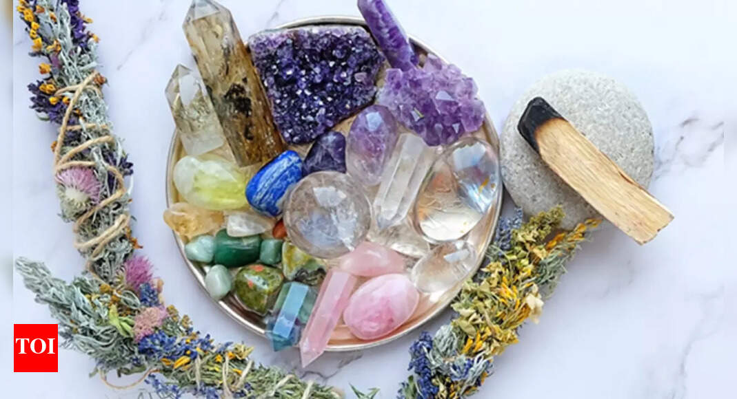 The power of crystal healing: Transforming life with gemstones - Vimarsana News