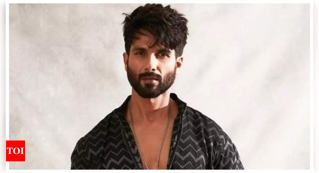 Fans speculate as Shahid Kapoor reveals he was cheated on by his exes in viral video | – Times of India
