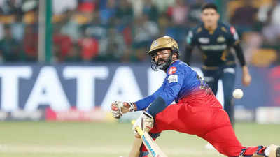 'Had a cappuccino and thought I...': Dinesh Karthik sums up RCB's batting collapse
