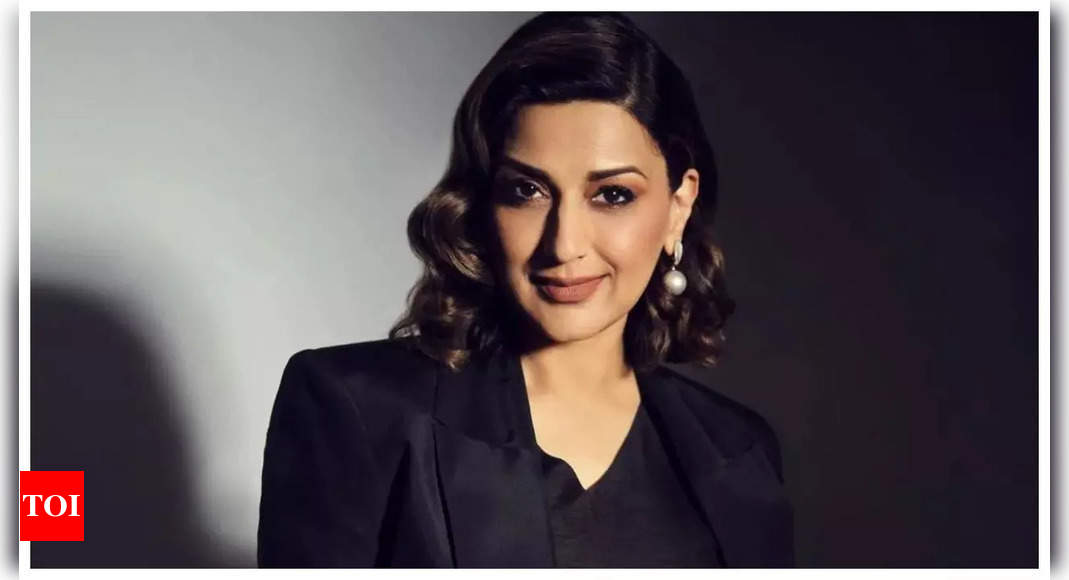 Sonali Bendre reveals she faces difficulty memorising lines post cancer: ‘I don’t know what it is but that is happening…’ | – Times of India