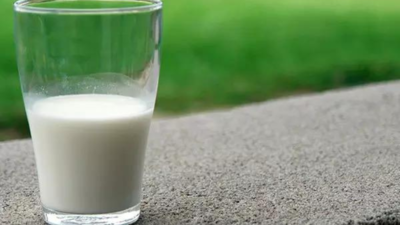 Pakistan: Milk price soars to PKR 210 per litre in Karachi