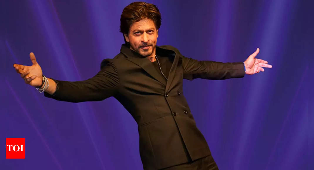 When Shah Rukh Khan addressed the age-gap between him and his heroines: ‘I’m not supposed to…’ | Hindi Movie News – Times of India