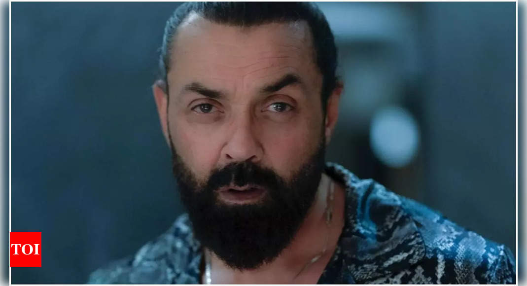 Bobby Deol reveals if Dharmendra and Sunny Deol have ever lashed out at him in anger: ‘Just bhaiya’s gaze is enough to intimidate me but papa never laid a hand on me’ | Hindi Movie News – Times of India