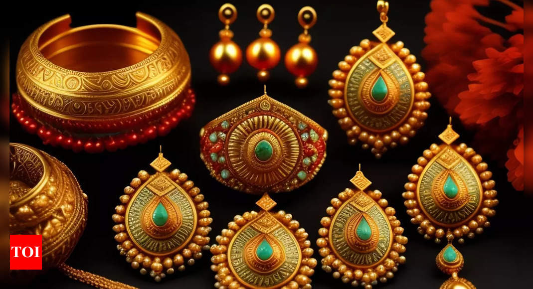 Gold rate today: Ahead of Akshaya Tritiya, check gold prices at Tanishq, Kalyan Jewellers, Malabar Gold | India Business News – Times of India