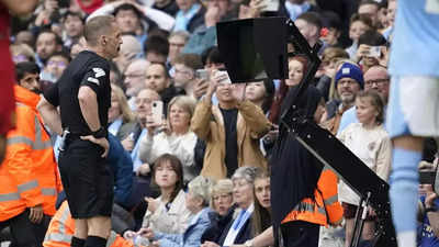 Referee to wear camera in Crystal Palace vs Manchester United Premier League fixture