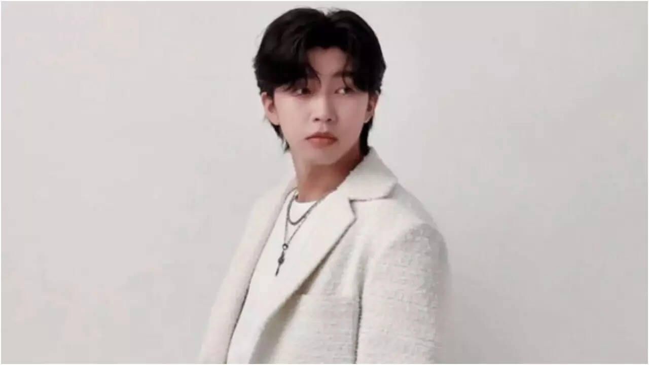 Lim Young Woong's new song 'Warmth' comes alive through collaborative short film | - Times of India