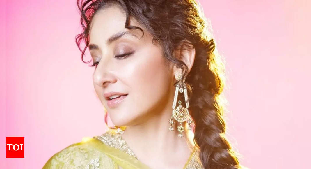 Manisha Koirala opens up about the intimate scene with Shekhar Suman in ‘Heeramandi’: ‘I was not fully aware about…’ | Hindi Movie News – Times of India