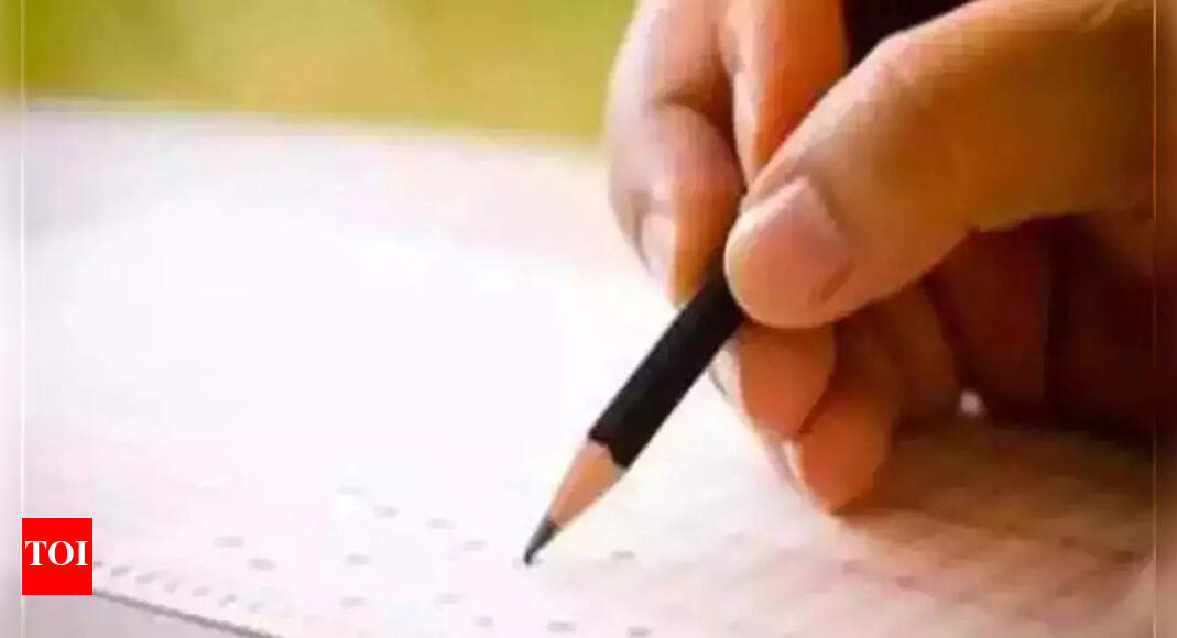 After Rajasthan, NEET exam chaos in Chhattisgarh district, students left in despair | Raipur News - Vimarsana News
