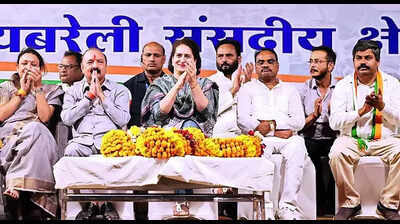 With fiery speech, Priyanka Gandhi Vadra takes Amethi, Rae Bareli charge