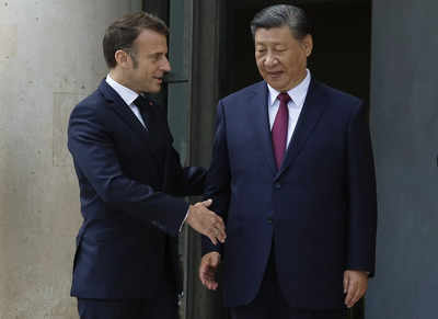 Xi Jinping urges Macron to help China to avoid a ‘new cold war’