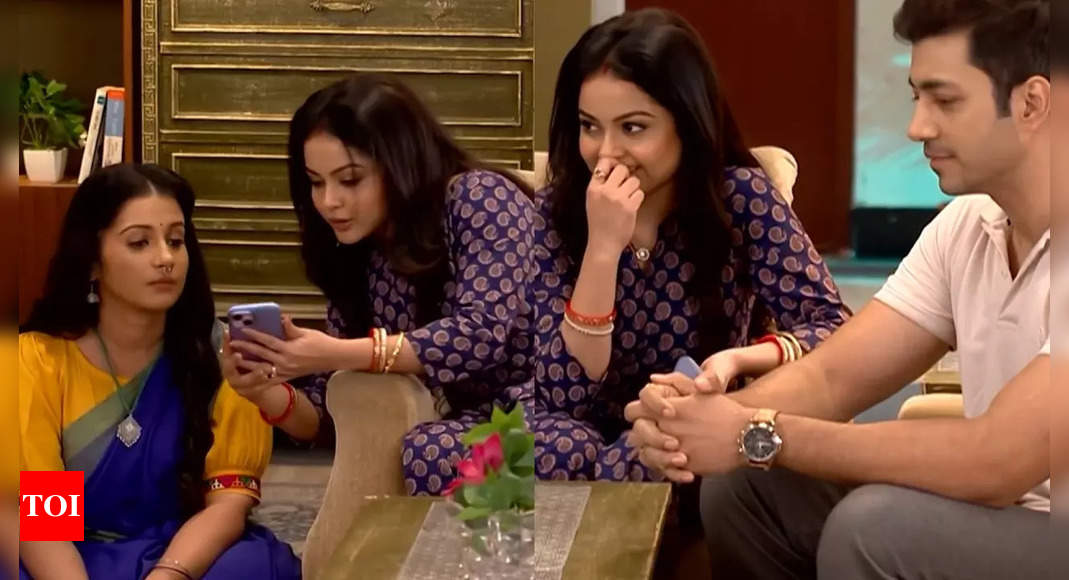 Tumi Ashe Pashe Thakle: Dev and Paro plan for their honeymoon in front ...