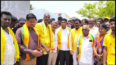 Chittoor Lok Sabha TDP candidate urges voters to defeat dynast politics at GD Nellore