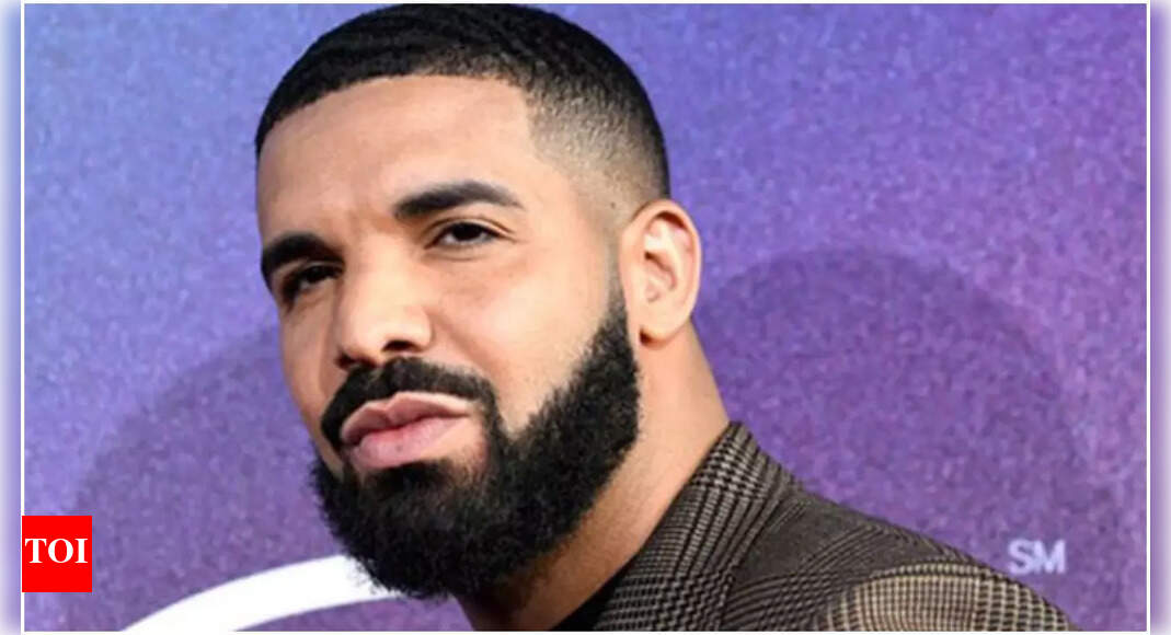 Drake's Toronto mansion targeted in driveby shooting, security guard(02)