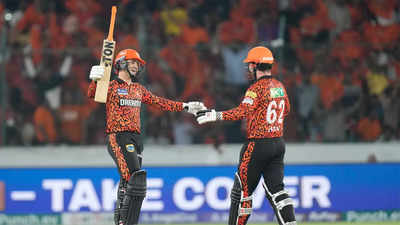 166-run hunted down in mere 45 minutes! Sunrisers Hyderabad onslaught goes to a new high