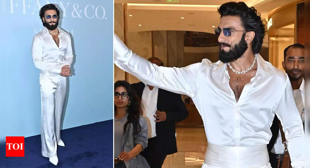 Ranveer Singh attends first public event in all-white outfit after deleting wedding pictures with Deepika Padukone | Hindi Movie News – Times of India