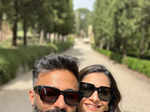 Sonam Kapoor pens an adorable post for husband Anand Ahuja on their sixth wedding anniversary.
