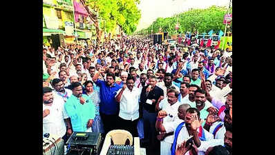 VCK condemns attack on dalits
