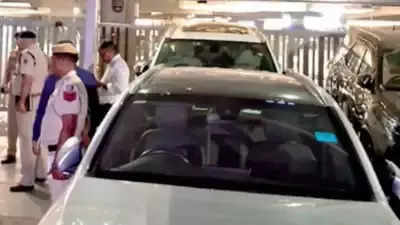 Tilak Nagar firing: 'Spotter' in net, one more car dealer gets extortion call