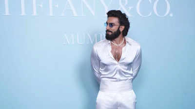 Ranveer Singh shows off his fashion prowess in a 2 crore diamond necklace and heels - watch video