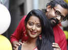 Shruti Das celebrates a special milestone with husband; Shares adorable photos