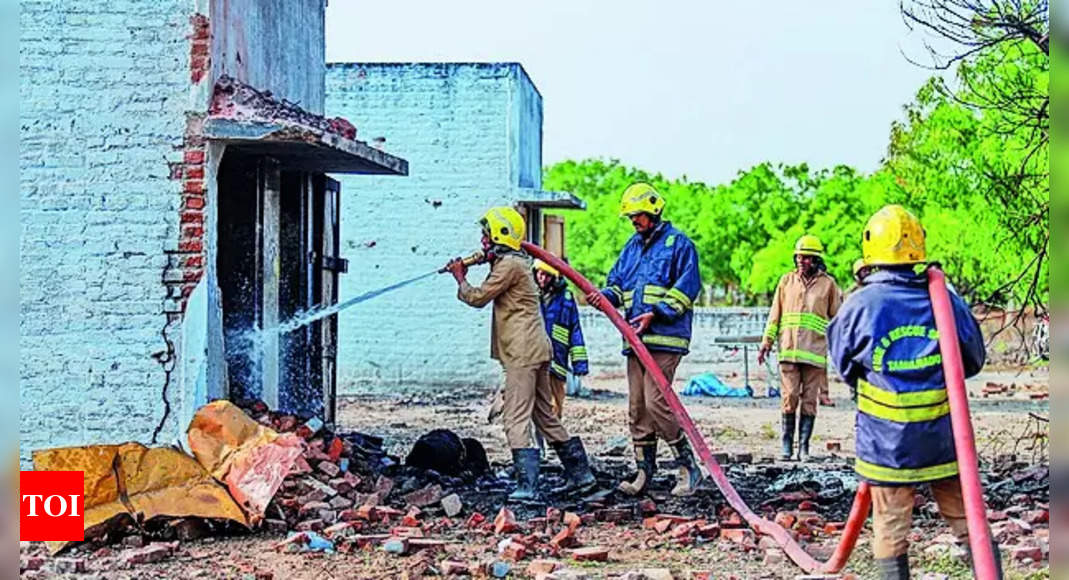 10 workers die in blast at Tamil Nadu's Sivakasi firecracker unit ...