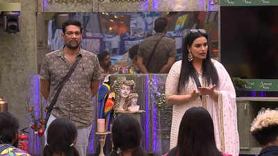 Bigg Boss Malayalam 6: Shwetha Menon advises contestants to control their aggression; says 'Dont forget you people have a family'