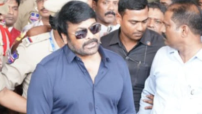 Padma Vibhushan awardee Chiranjeevi gets a warm welcome at the Hyderabad airport