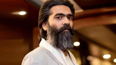 Producer Ishari K Ganesh lodges a complaint against Simbu at the Producer's Council