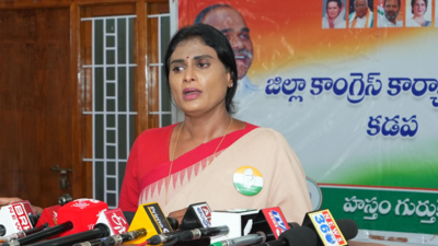 Teary eyed Sharmila hits back at CM Jagan's nepotism remarks made against her