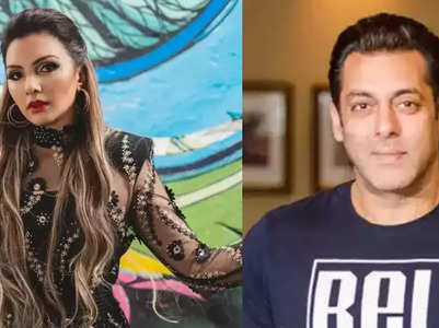 Salman's firing case: Ex-gf Somy sends wishes
