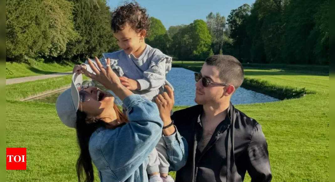 Priyanka Chopra shares heartwarming family moment with Nick Jonas and daughter Malti Marie Chopra | – Times of India