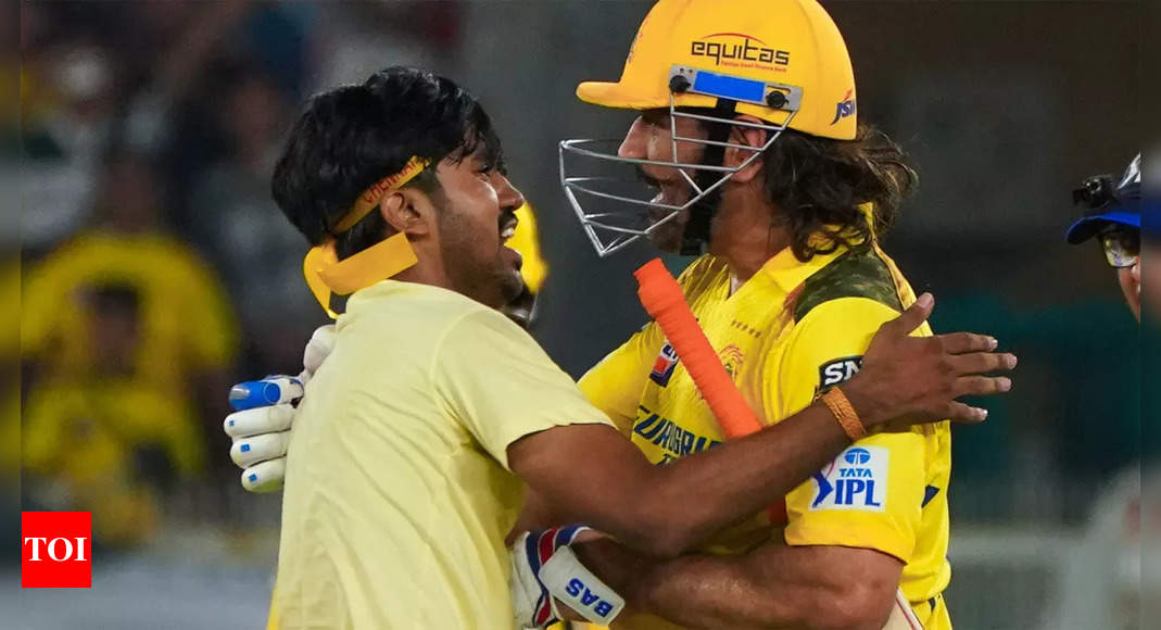 ‘Dhoni entertained the public, who cares if CSK win or lose?’: Sehwag’s blunt take on MSD’s batting position debate – Times of India