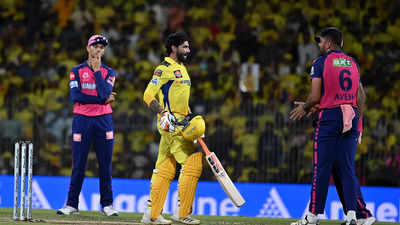 Ravindra Jadeja cops a blow and given out obstructing the field in rare IPL dismissal