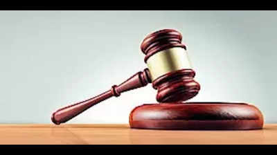 HC awards 8L to kin of woman who jumped off train