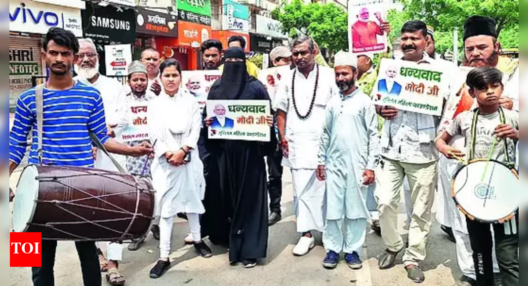 Modi: Muslims in Kashi Express Gratitude to PM Modi with Thanksgiving ...