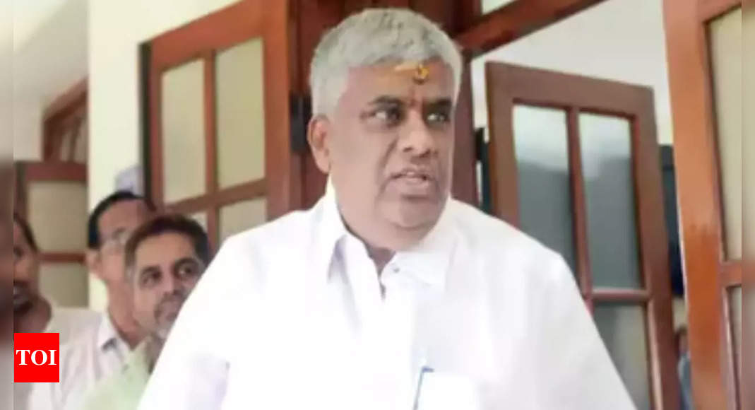 Sex tapes: JD(S) MLA HD Revanna walks out of jail on bail