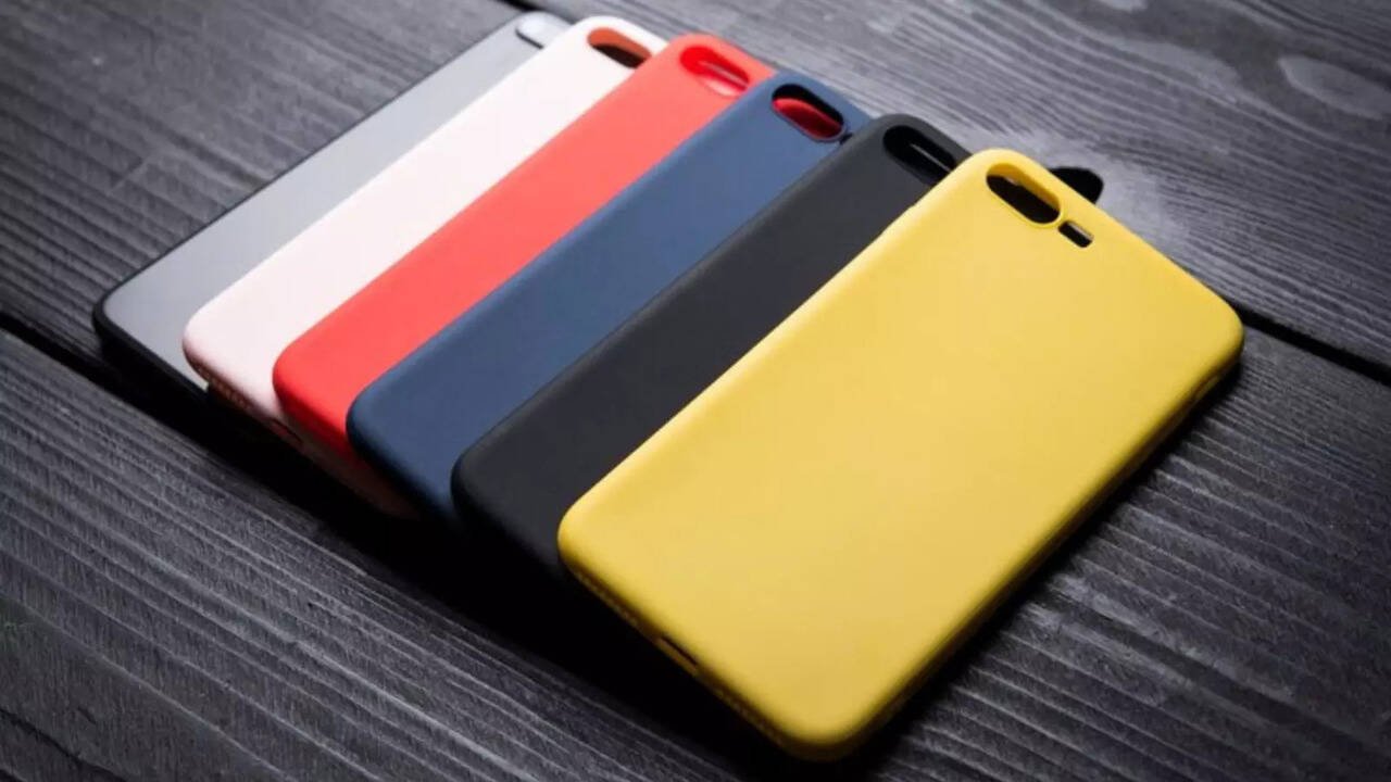 Tech Tips: Should You Really Put a Cover on Your Smartphone? Find Out Here!