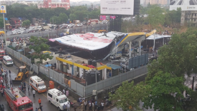 Politics over Mumbai billboard collapse, owner of firm still on the run ...