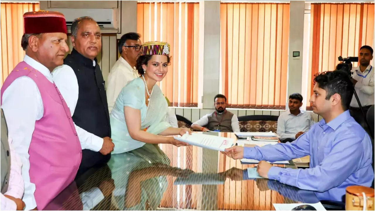 Kangana Ranaut in debt of 17 crore lok sabha elections 2024 gave information about her web importance