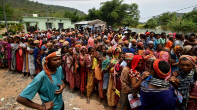 Araku Lok Sabha: Rain fails to dampen voters' spirit, tribal continue to lead with tradition of voting