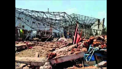 Bomb Shells: Empty Bomb Shells Found in Jabalpur Scrapyard | Bhopal ...