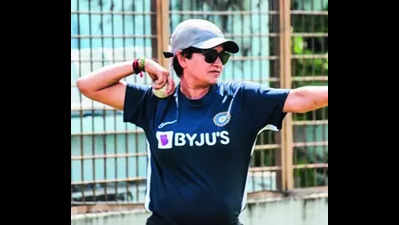 Suman steps down as Kerala coach