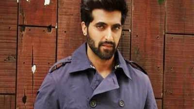 Akshay Oberoi says he is open for nude scenes on-screen - Deets Inside