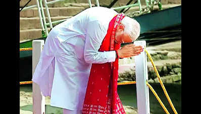 PM Narendra Modi shares his love for Varanasi in emotional post