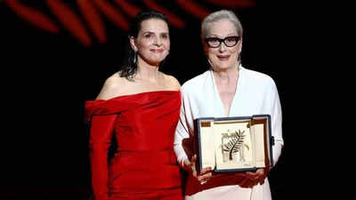 Cannes 2024: Emotional Juliette Binoche presents the Palme d'Or to Meryl Streep