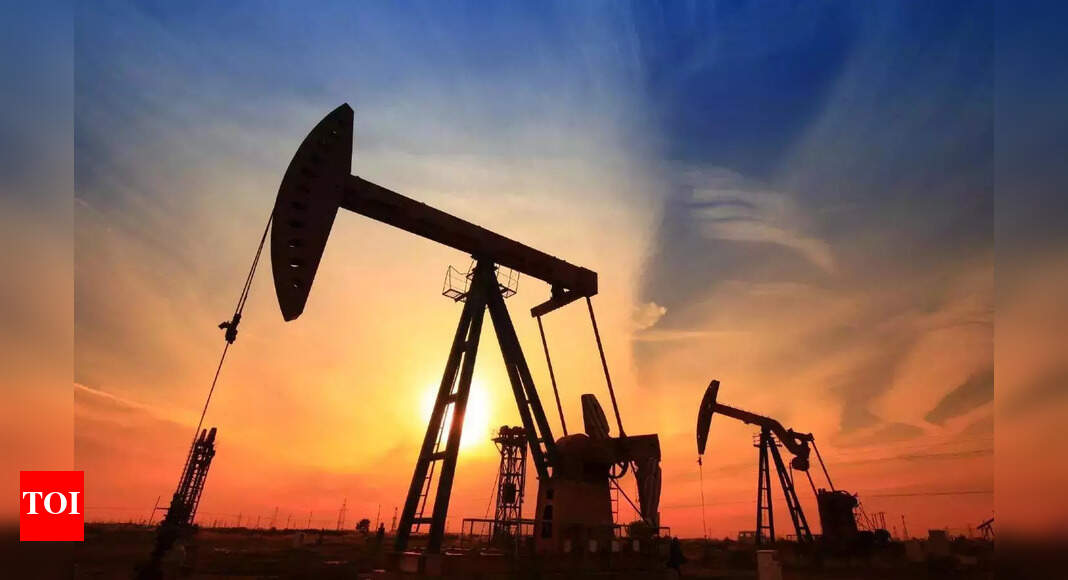 Oil prices rise on US inventories drawdown expectations